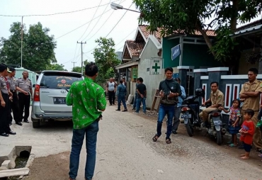 Susana Kantor Desa usai digembok oleh perangkat Desa