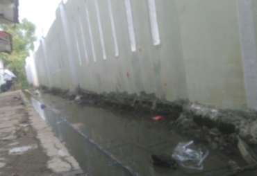 Pekerjaan Pagar Yang dikeluhkan Masyarakat