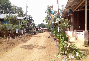 Tampak Kondisi Jalan yang Belum Tersentuh Pembangunan