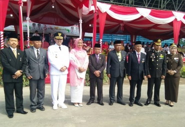 Foto Bersama Bupati Kaur Bersama Unsur OPD