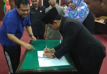 Wakil Walikota Tanda Tangani 