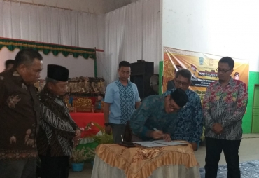 Penandatangan Berita Acara