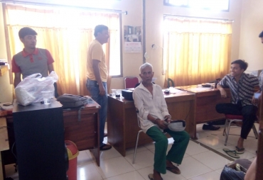 Tampak Kakek saat sedang di Ruangan Penyidik