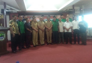 Foto : foto bersama Kesbangpol PALI, Narasumber, serta FKDM, FPK, TKDP
