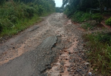 Warga Harapkan Pemerintah Setempat Lakukan Pembangunan Jalan