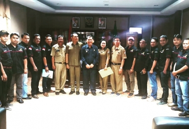 Terkelin Brahmana SH Dukung Program Study Tour PJTK