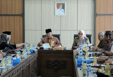 Gubernur Rohidin usai memimpin Rapat Koordinasi Penyelesaian Permasalahan BBM bersama BPH Migas dan Stakeholder Terkait, Selasa (6/8).