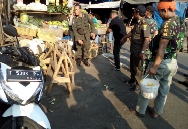 Pemerintah Kelurahan Nagasari Tertibkan Para PKL