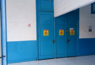 Pintu Ruangan instalasi radiologi RSU Kabanjahe  masih tersegel.