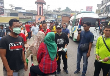 Plt Bupati Labuhanbatu Bagikan Masker Gratis