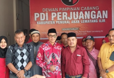 Heri Amalindo Kembalikan Berkas Pendaftaran Cabup