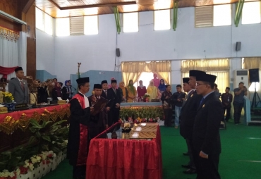 Mahdi Husein Resmi Pimpin DPRD RL