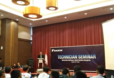 Tingkatkan Kualitas Teknisi AC Daikin Gelar Technician Seminar 