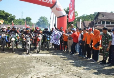 Peserta Kampar Adventure Day-V Trail Jelajahi Bukik Barisan