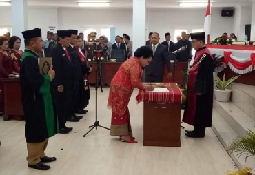 Pimpinan DPRD Karo Periode 2019-2024 Dilantik sekaligus pengambilan Sumpah di Gedung DPRD Karo Selasa (12/11)