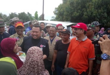 Bupati Kampar Tinjau Posko Kesehatan Desa Kp Panjang