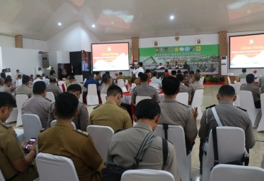 Rapat Koordinasi ( Rakor ) lintas sektoral operasi lilin nala serta Pengamanan Natal dan Tahun baru 2019 yang digelar di Aula Adem Polda Bengkulu