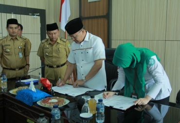 Tandatangani MoU Jamkesda Gubernur Pastikan Masyarakat Peroleh Jaminan Kesehatan