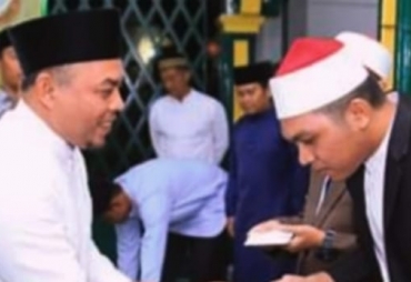 Bupati Andi Berangkatkan 5 Putra dan Putri Labuhanbatu ke Mesir