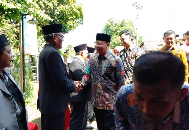 Hadiri Acara Syukuran Samsu Amanah Gubernur Rohidin Berbaur dengan Masyarakat