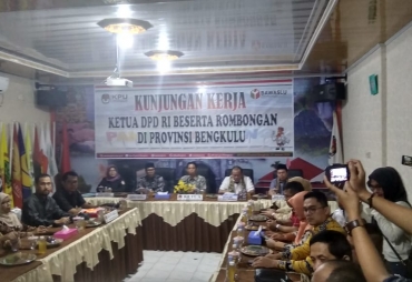 Ketua DPD RI Sambangi KPU