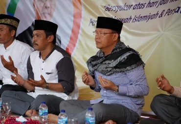 Masyarakat Desa Talang Rio Bangga Berbaur dengan Gubernur Rohidin