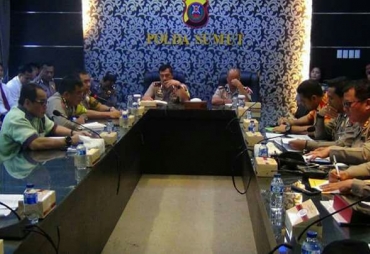 Wakapolda Sumut Brigjen Pol. Agus Andrianto SH di dampingi Irwasda Polda Sumut, PJU Polda Sumut dan Kapolrestabes Medan